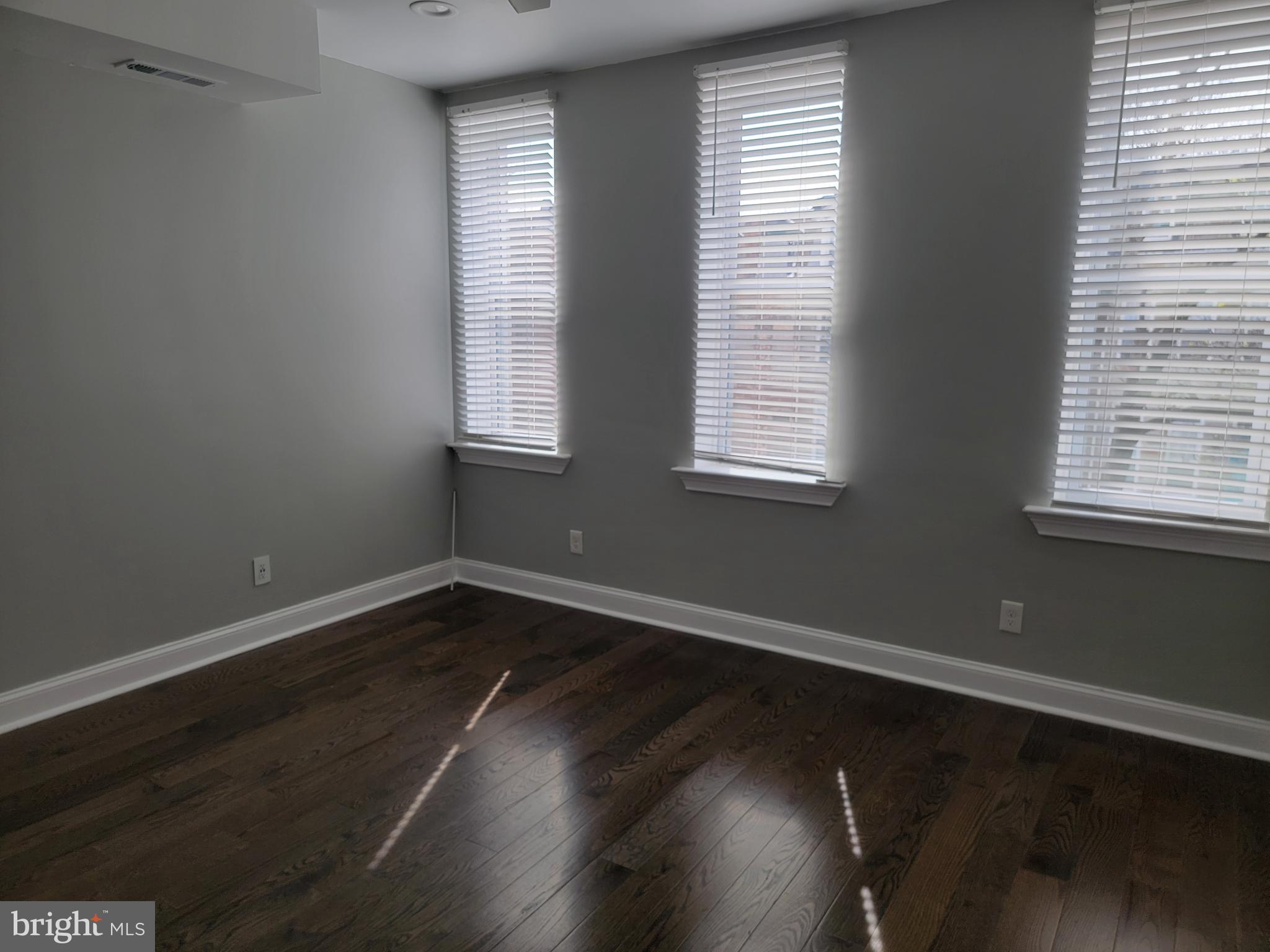OLIVER - Residential