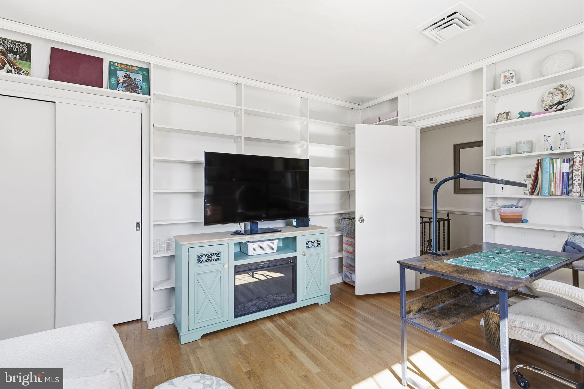 CHATTERLEIGH - Residential