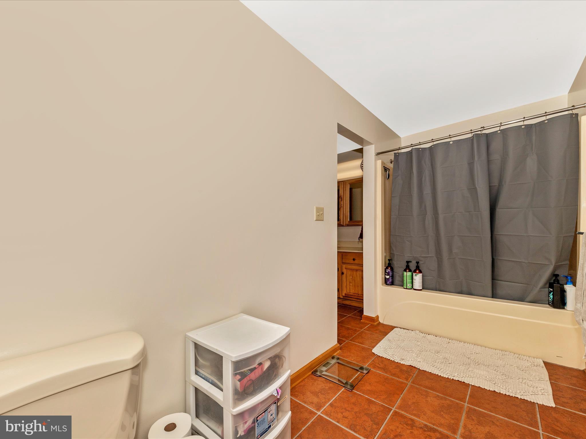 KINGSBROOKE ON THE POTOMAC - Residential