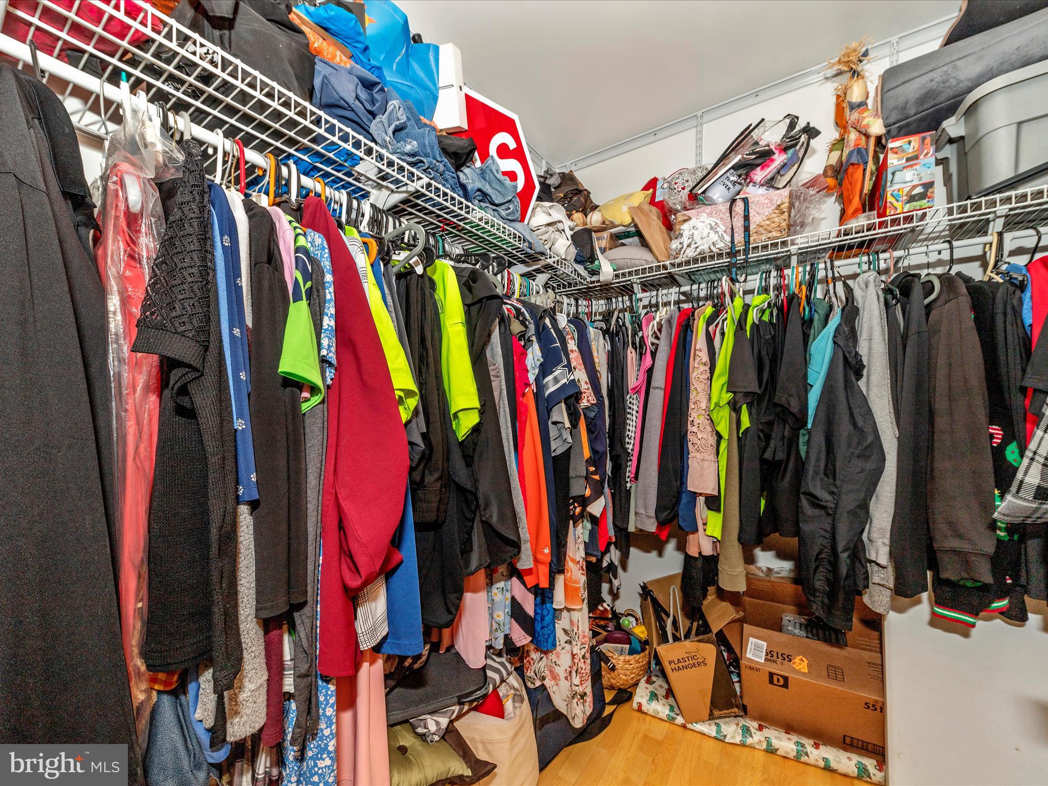 KINGSBROOKE ON THE POTOMAC - Residential