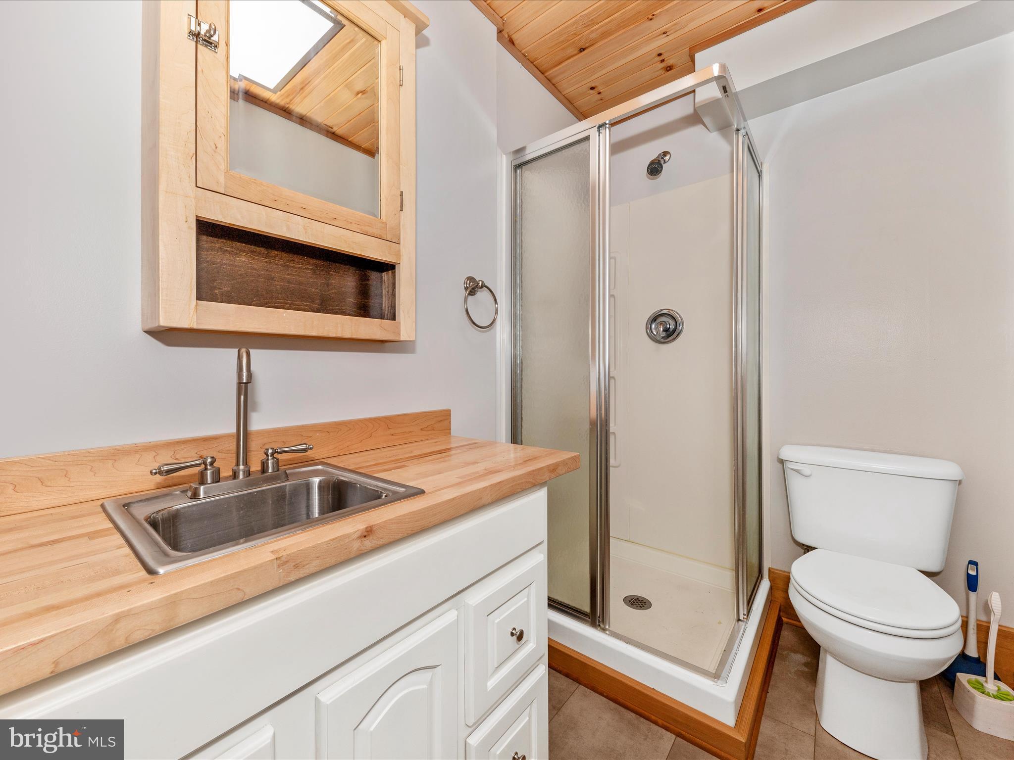 KINGSBROOKE ON THE POTOMAC - Residential