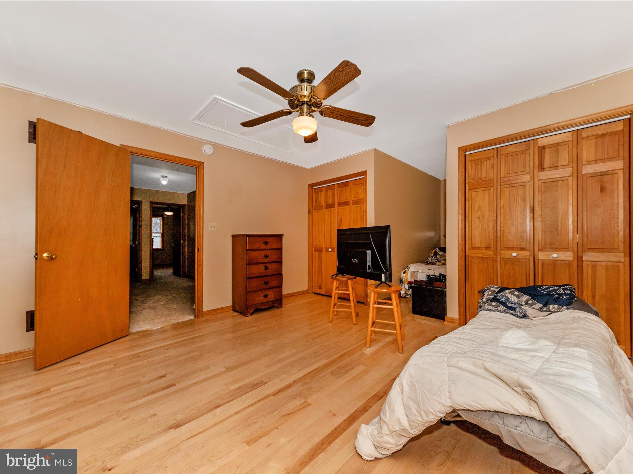 KINGSBROOKE ON THE POTOMAC - Residential