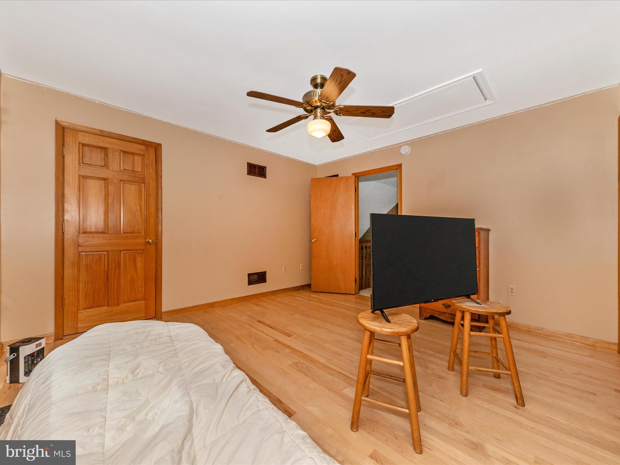 KINGSBROOKE ON THE POTOMAC - Residential