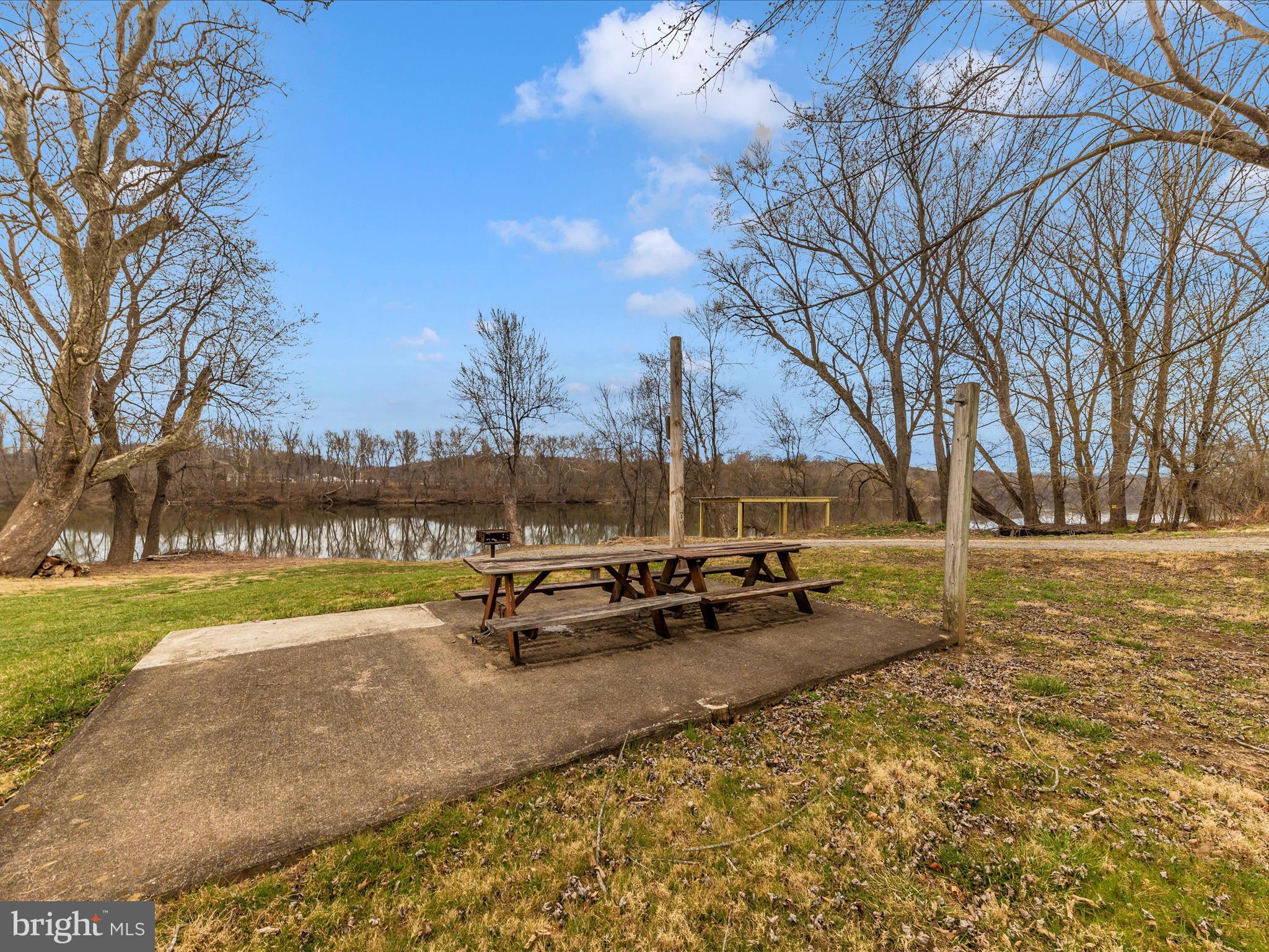 KINGSBROOKE ON THE POTOMAC - Residential