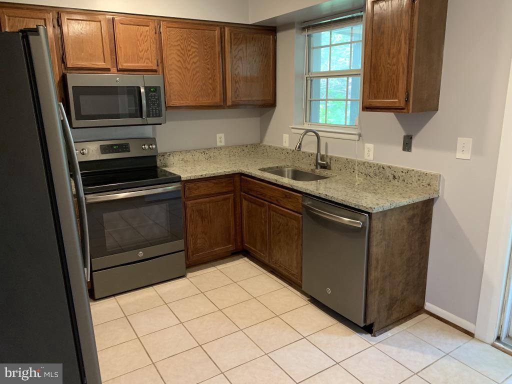 THE ARLINGTON - Residential Lease