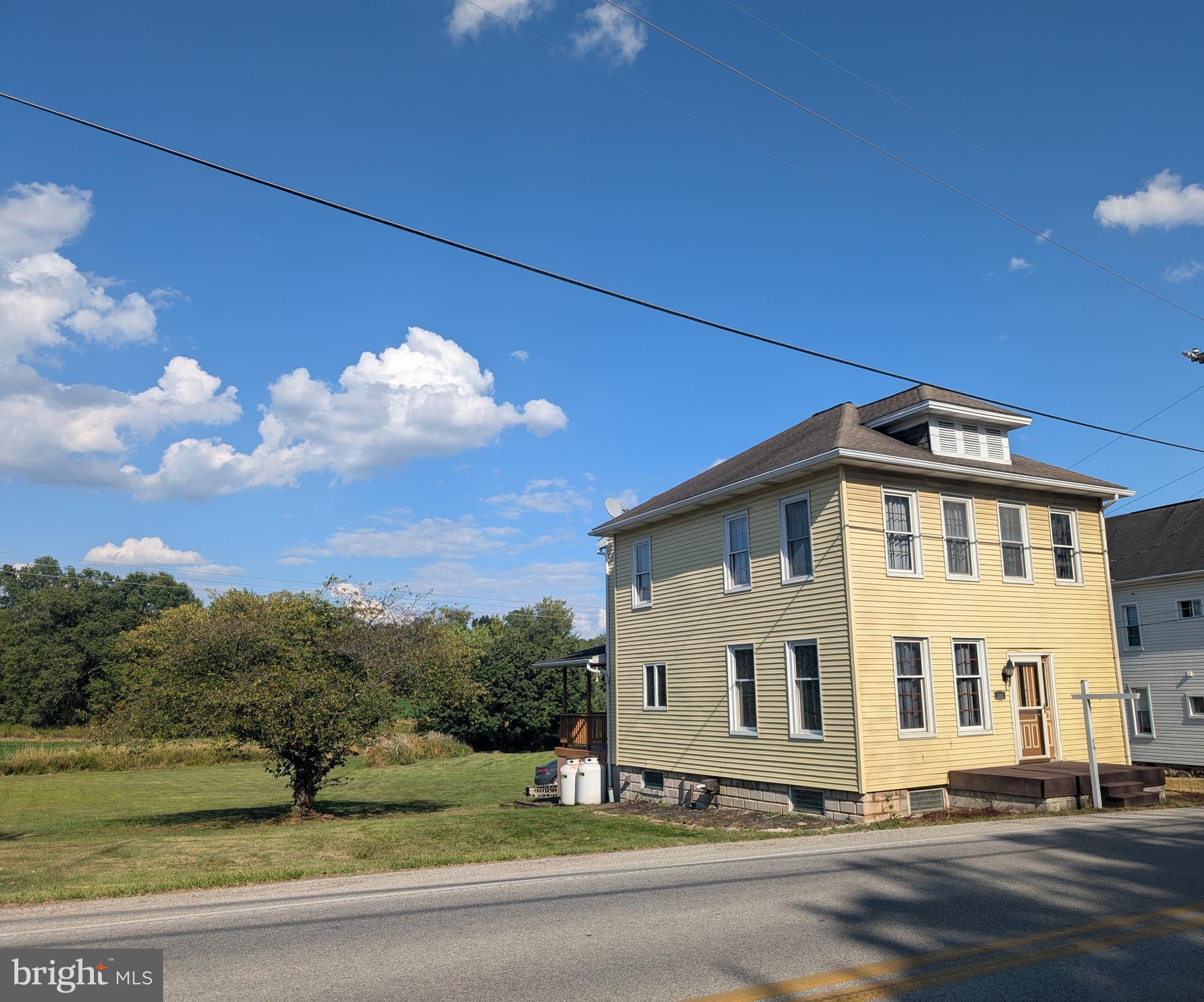 1041 IRISHTOWN ROAD