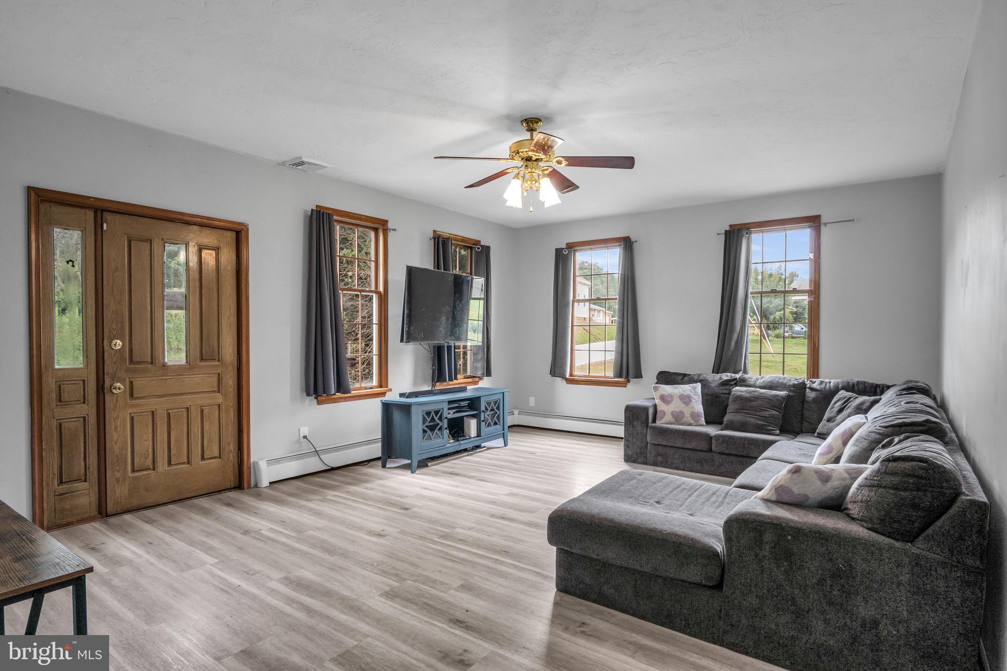 1041 IRISHTOWN ROAD