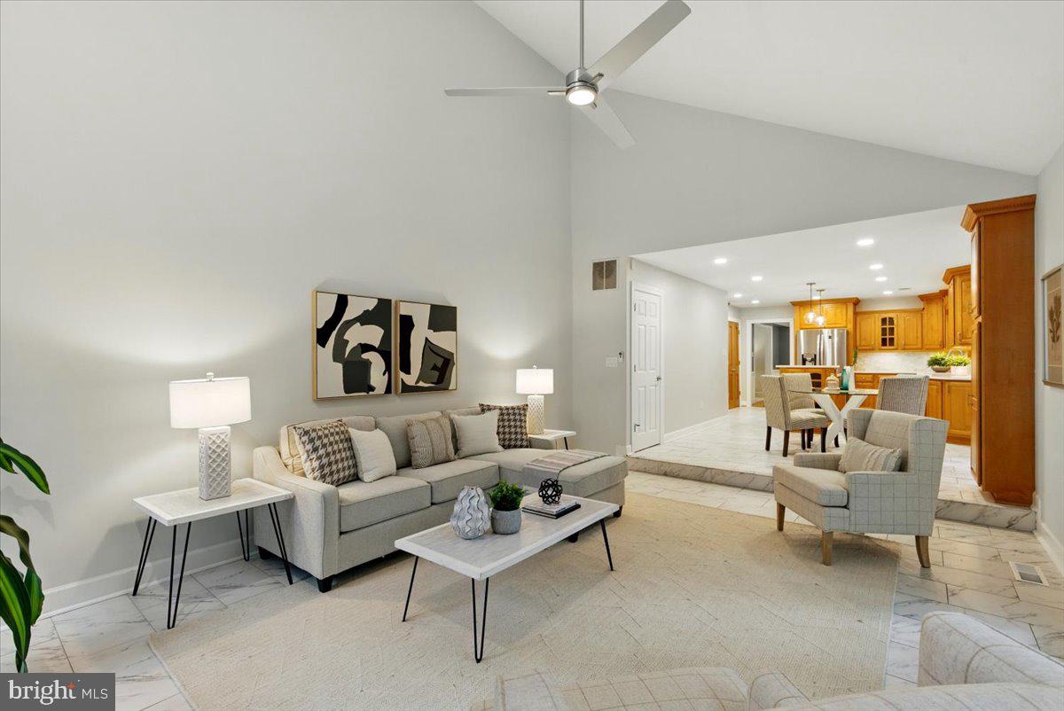 BARRINGTON - Residential