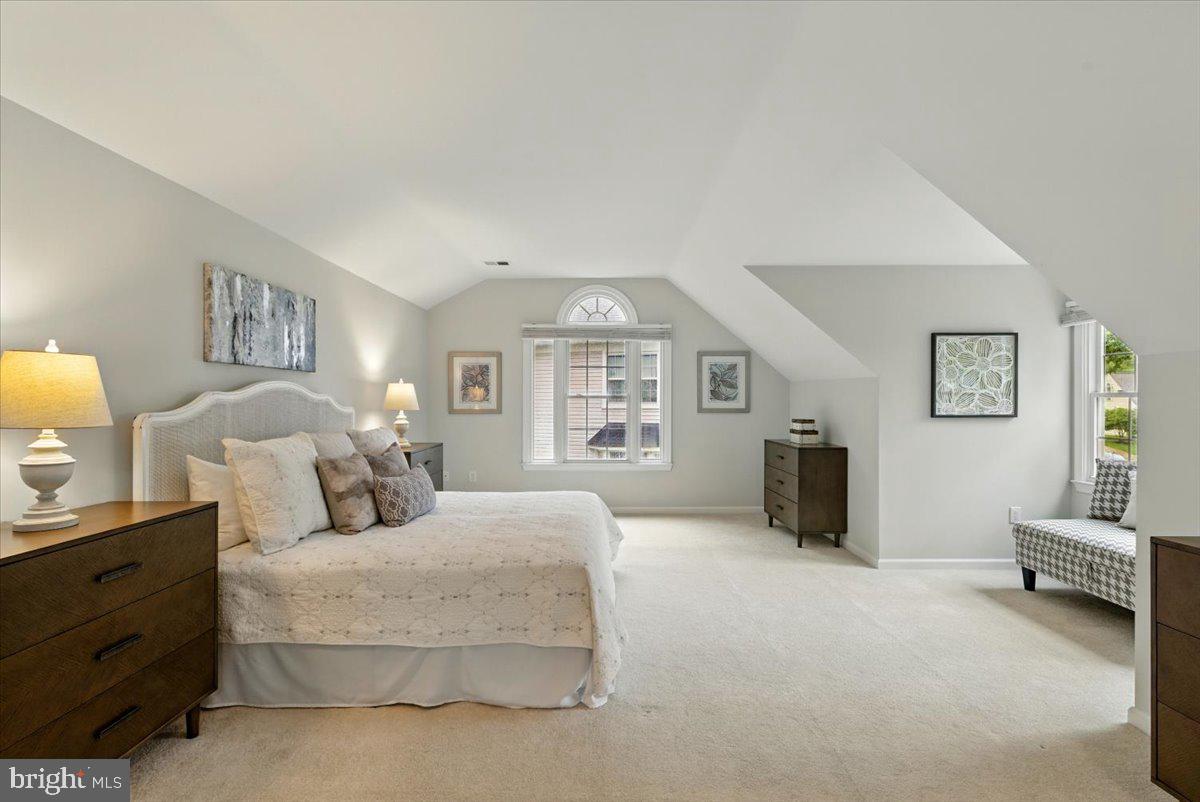 BARRINGTON - Residential