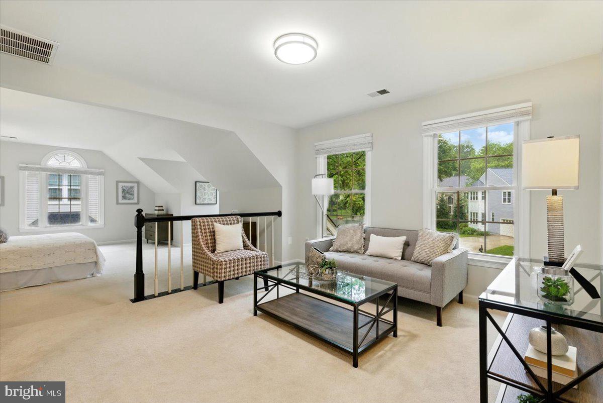 BARRINGTON - Residential