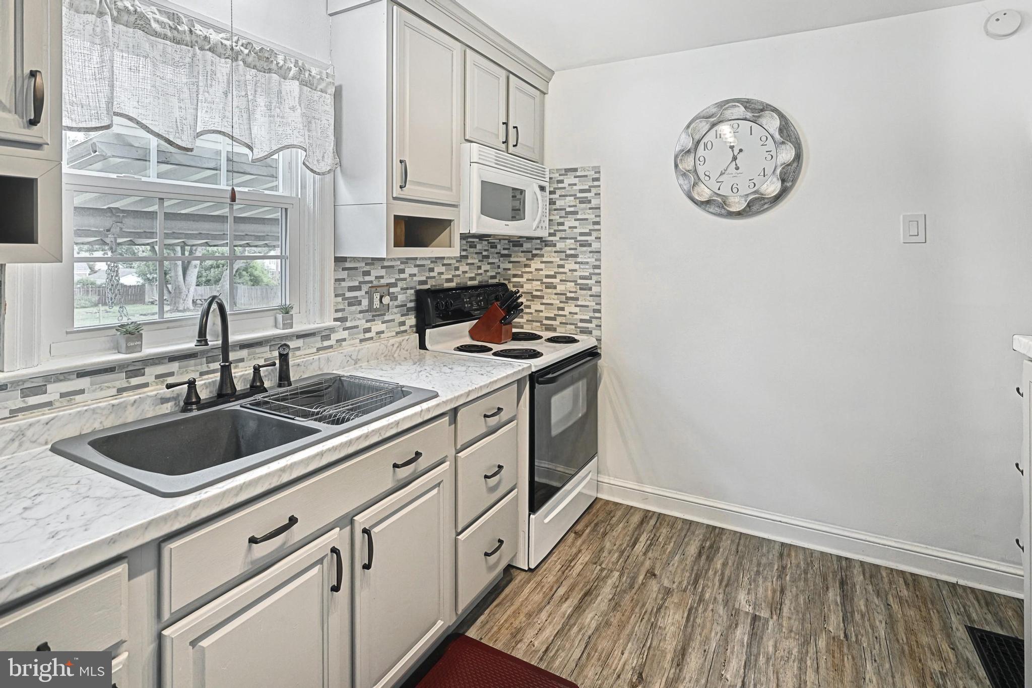 WEST MANCHESTER TWP - Residential