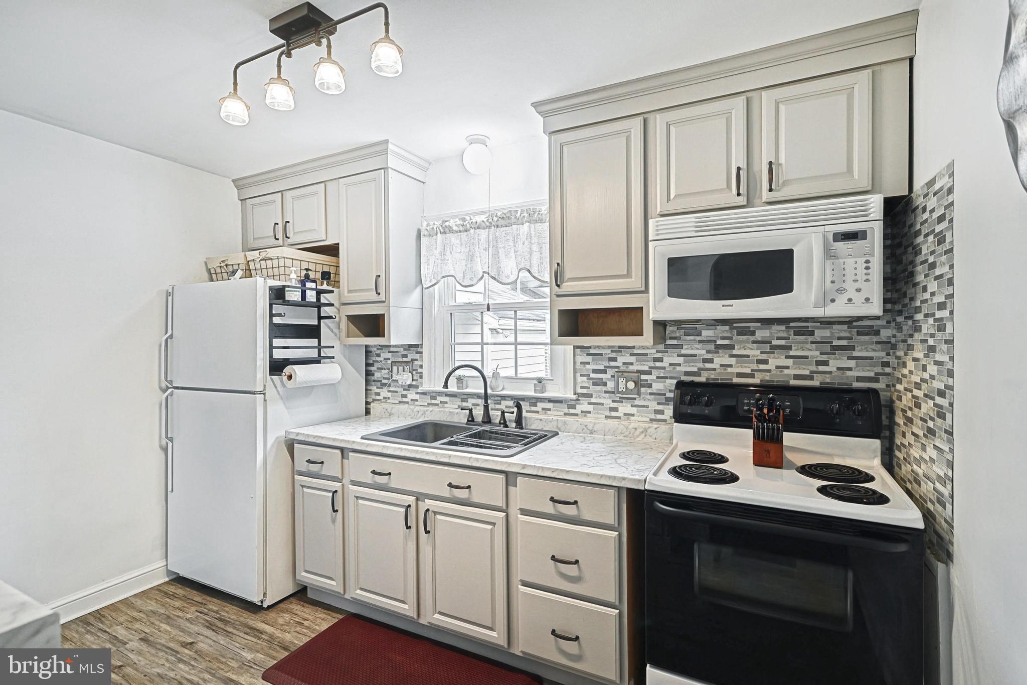 WEST MANCHESTER TWP - Residential