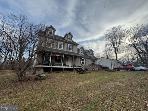 1086 BRIDGETON HILL ROAD UPPER BLACK EDDY PA 18972