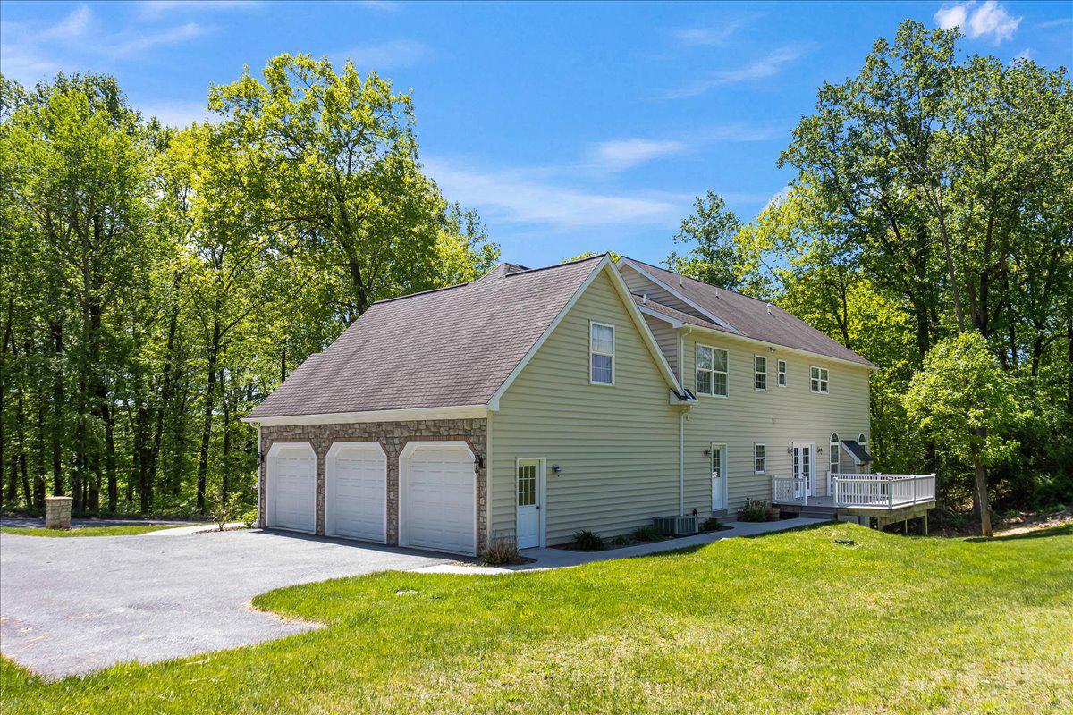 IRON VALLEY ESTATES - Residential