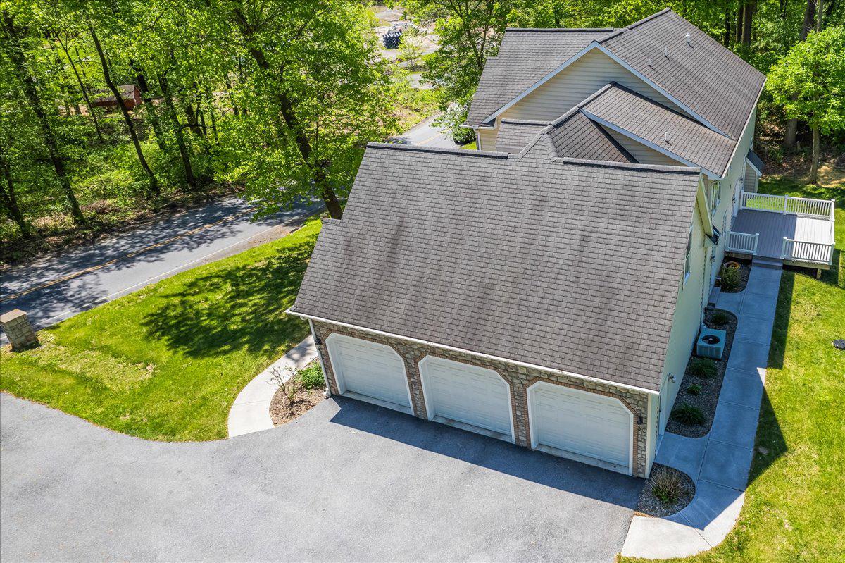 IRON VALLEY ESTATES - Residential