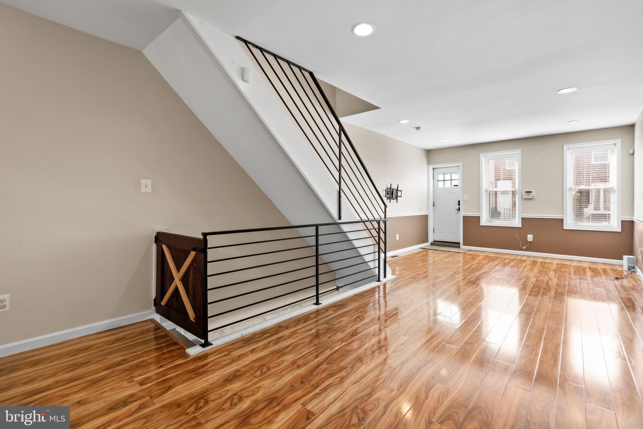 POINT BREEZE - Residential