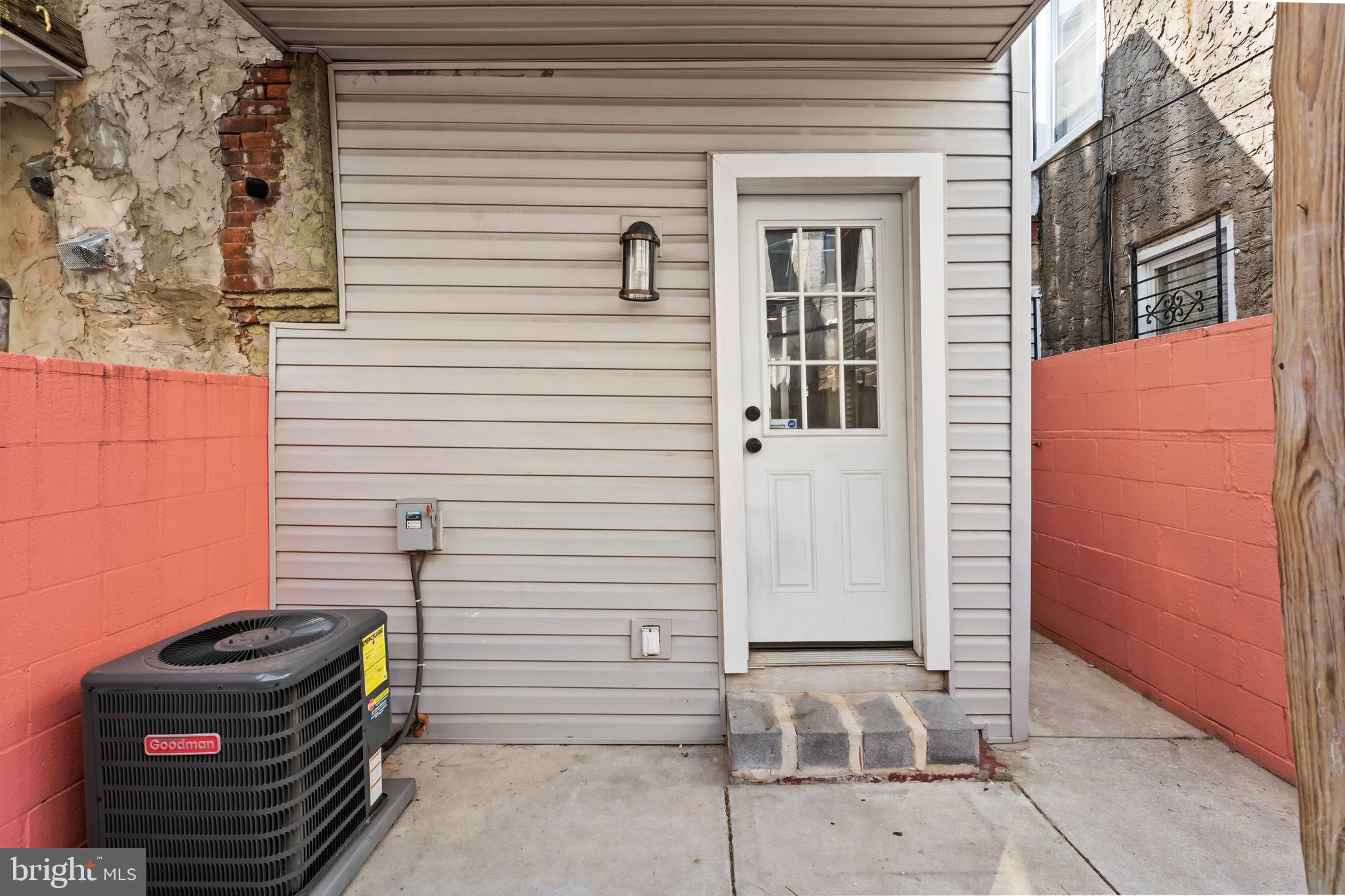 POINT BREEZE - Residential