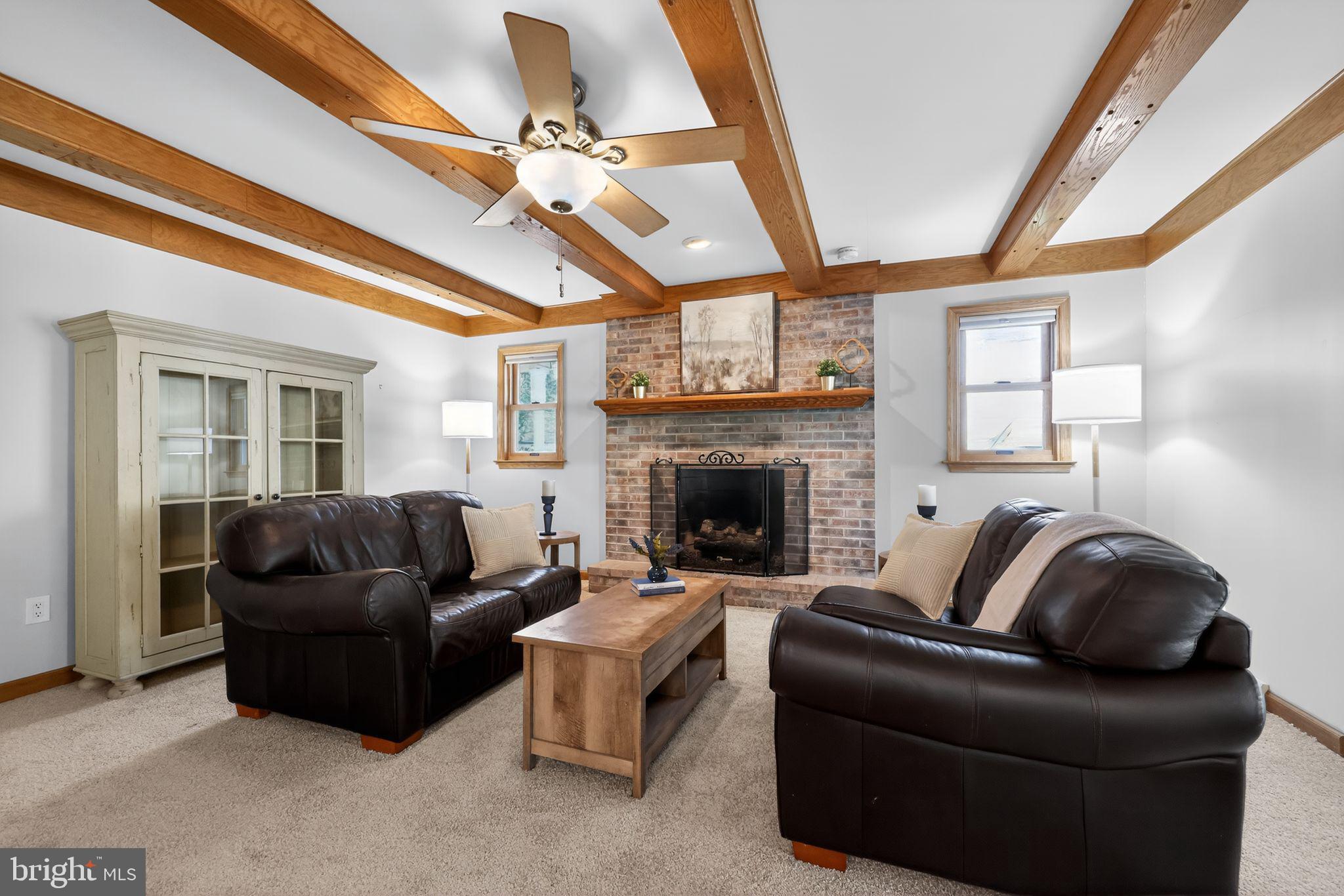 SPRING VALLEY FARM - Residential