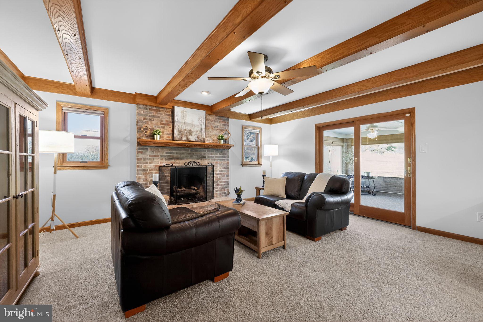 SPRING VALLEY FARM - Residential