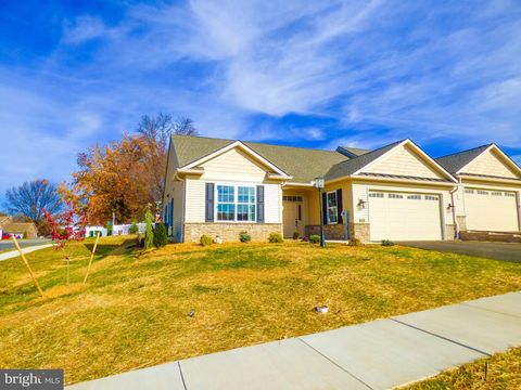 616 BLUFF STONE DRIVE YORK PA 17402