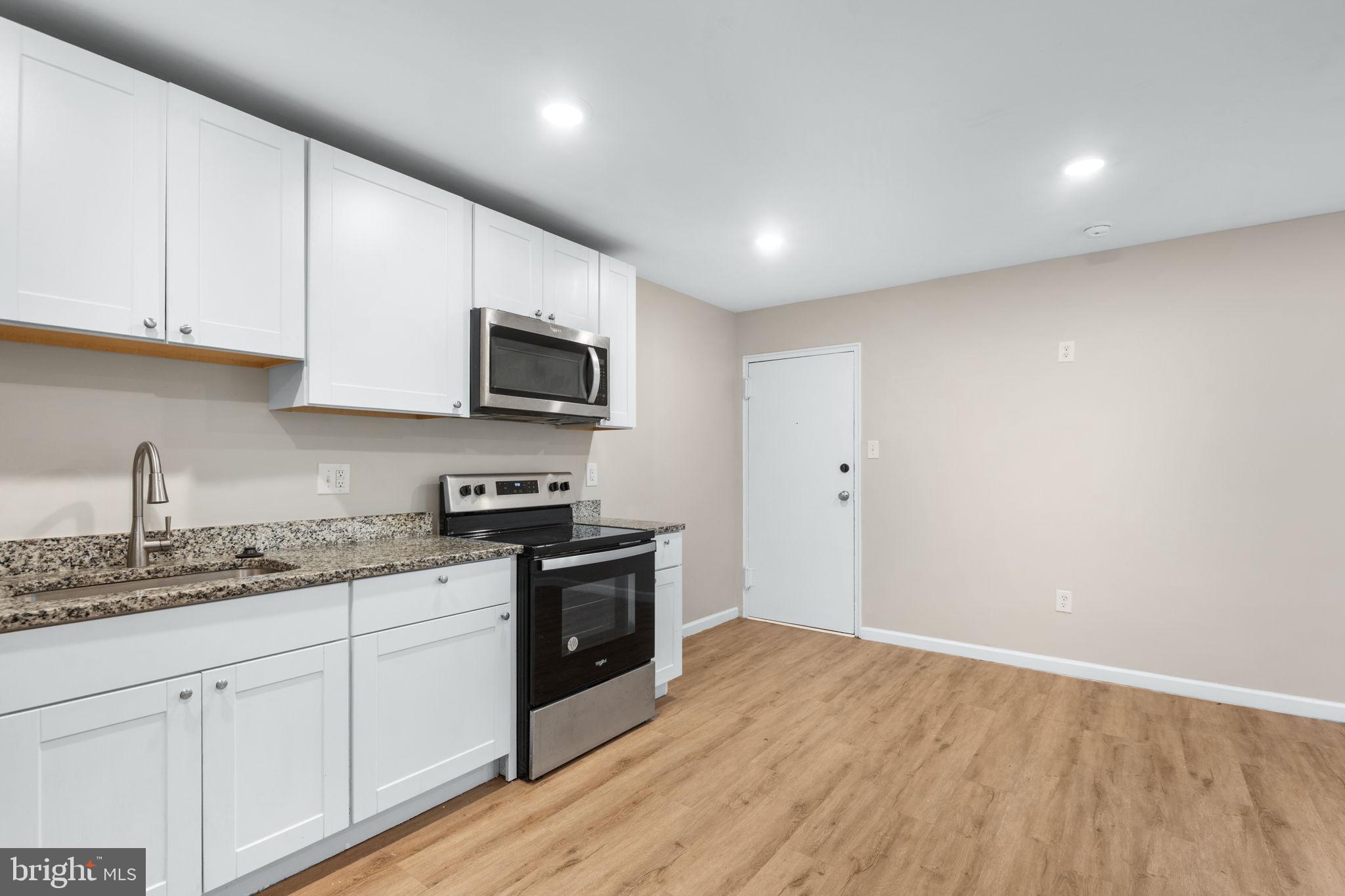4196 LIVINGSTON ROAD SE