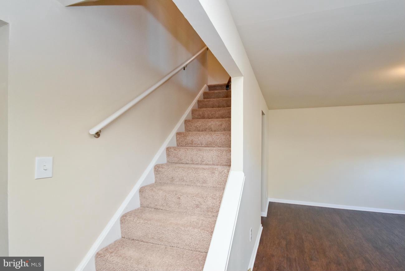 KENT VILLAGE - Residential