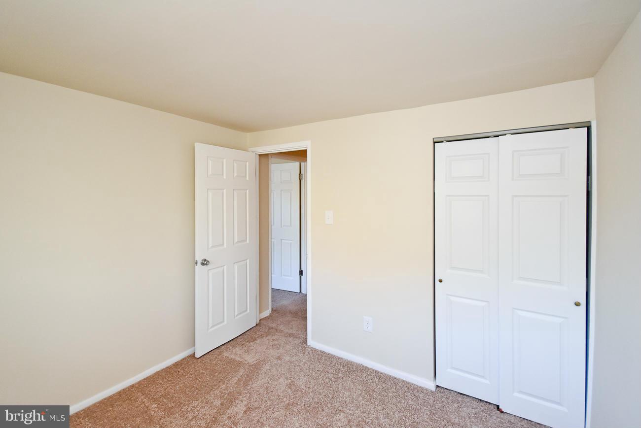 KENT VILLAGE - Residential