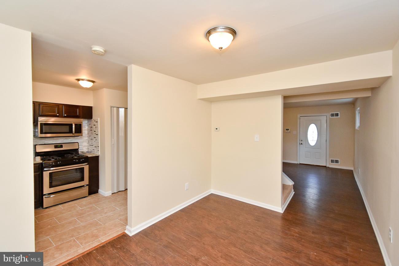 KENT VILLAGE - Residential