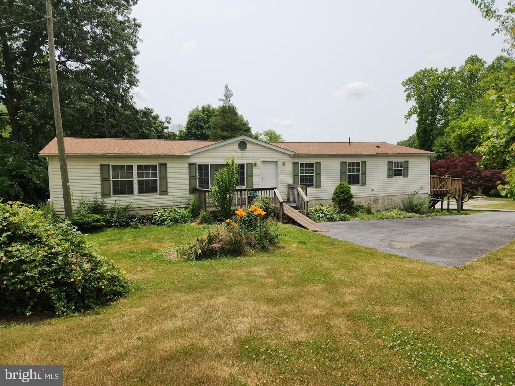 Photo of 765 MOUNT VERNON RD, GAP, PA 17527 (MLS # PALA2036702)