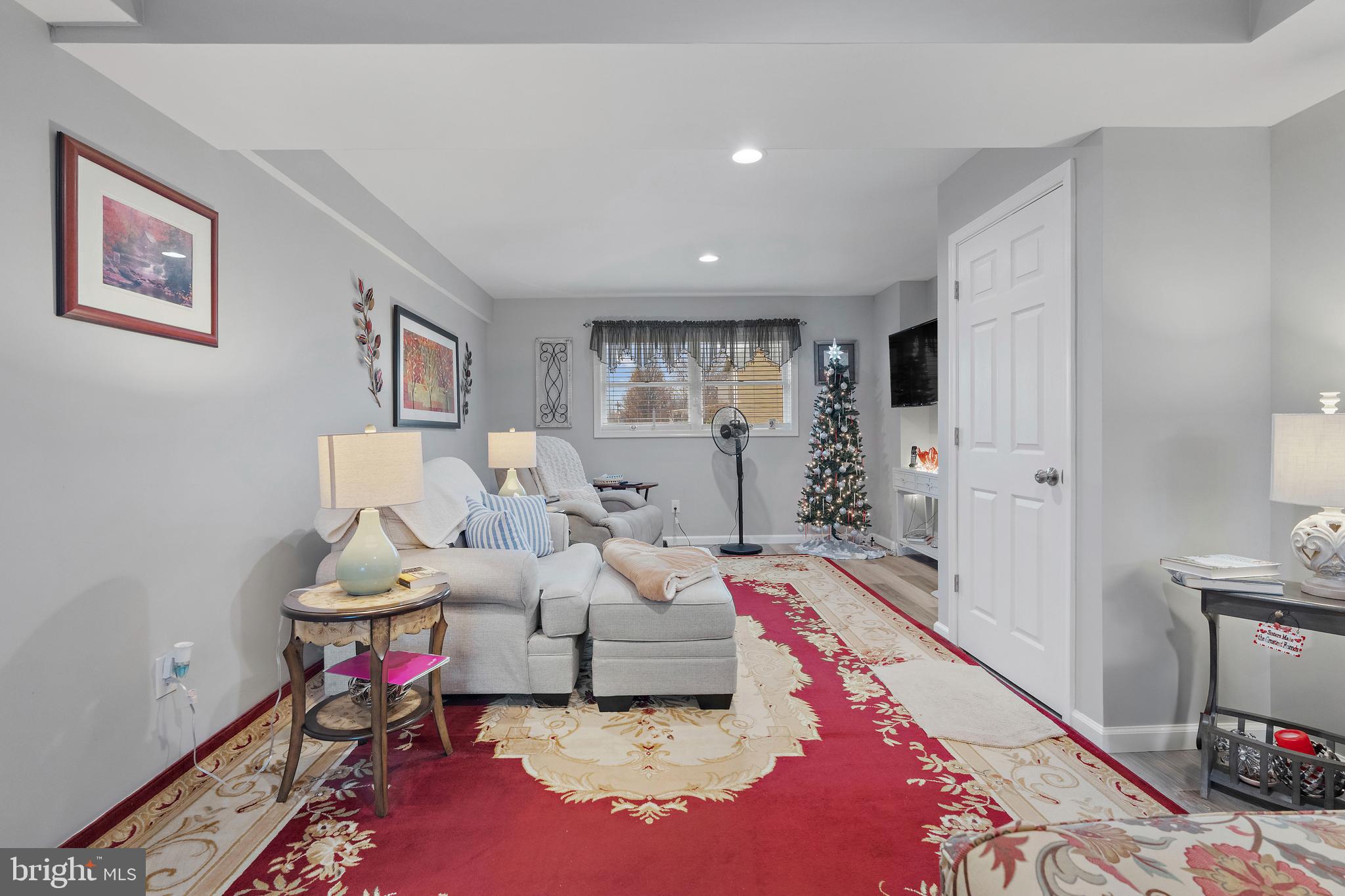 BAYVIEW ESTATES - Residential