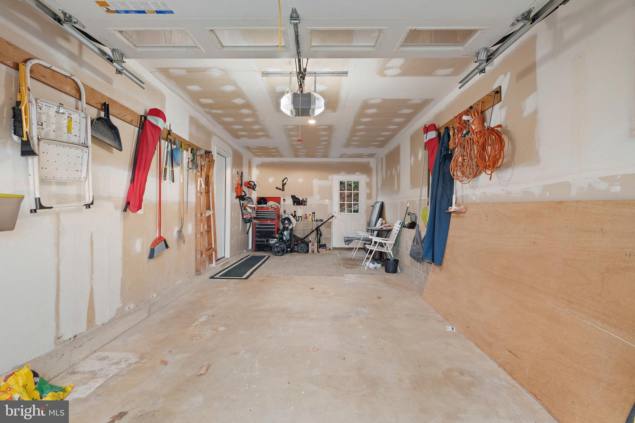 BAYVIEW ESTATES - Residential