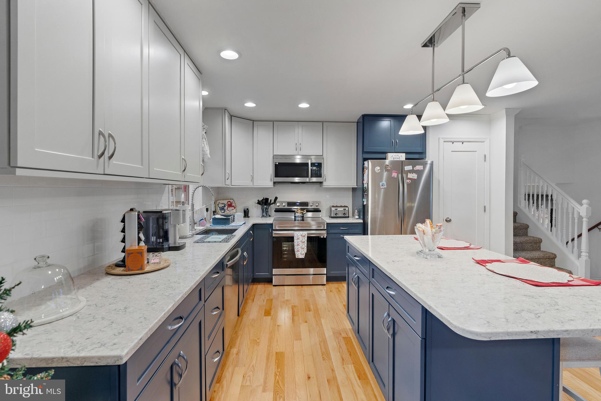 BAYVIEW ESTATES - Residential