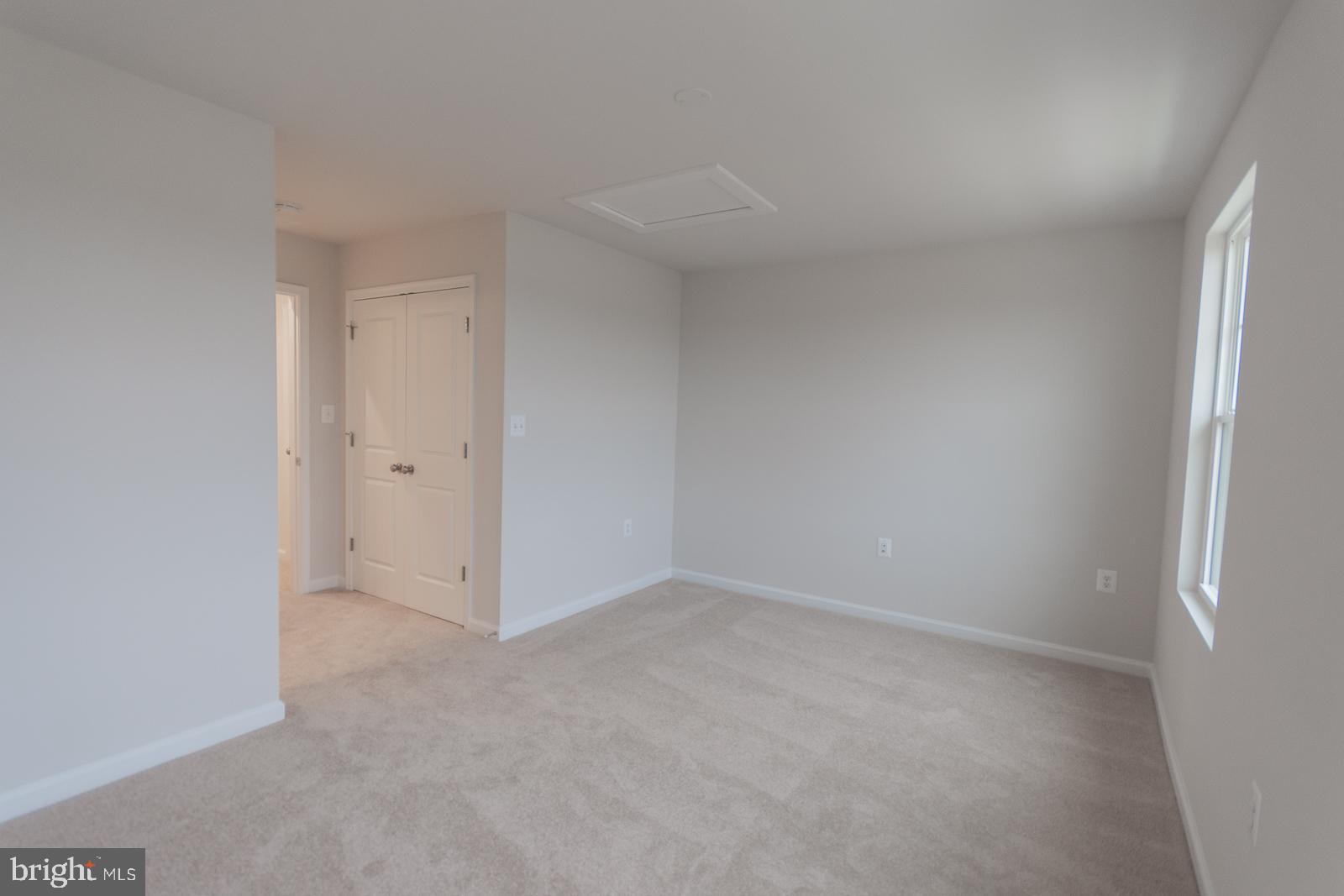 PRESIDENTS POINTE - Residential Lease