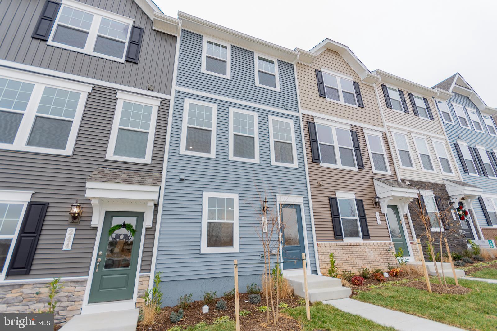 PRESIDENTS POINTE - Residential Lease