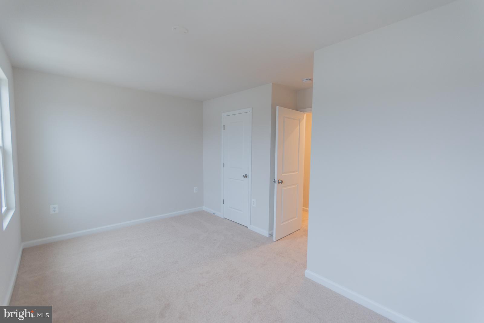 PRESIDENTS POINTE - Residential Lease