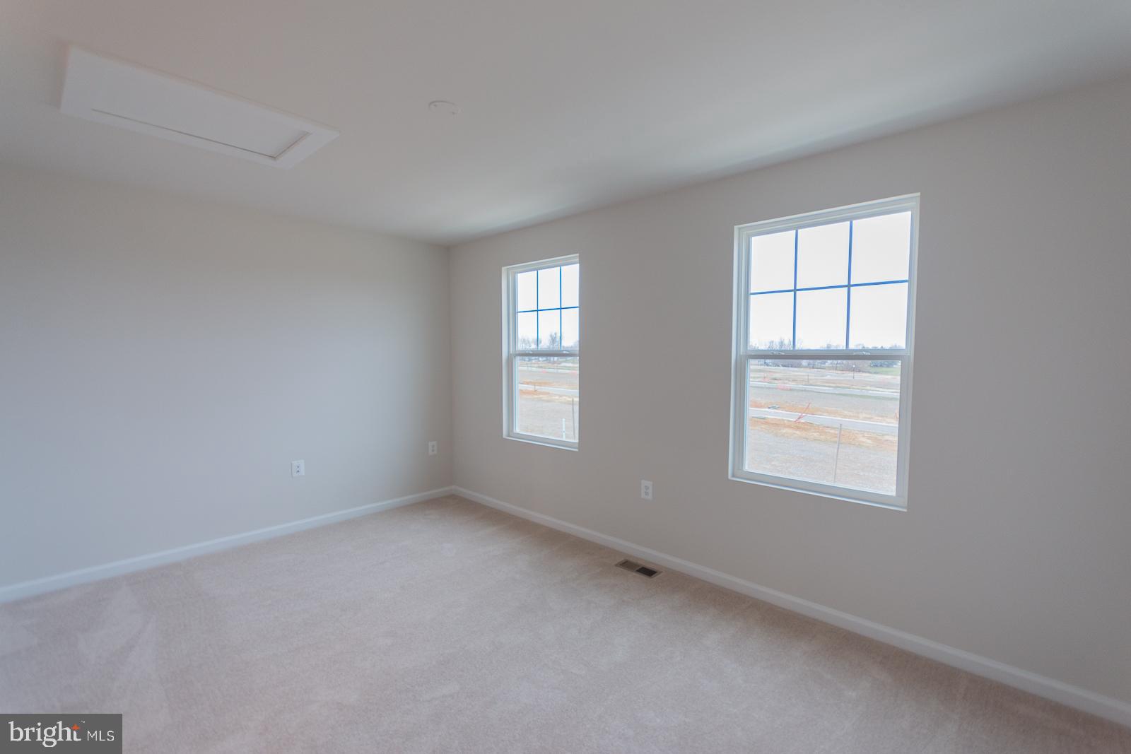 PRESIDENTS POINTE - Residential Lease