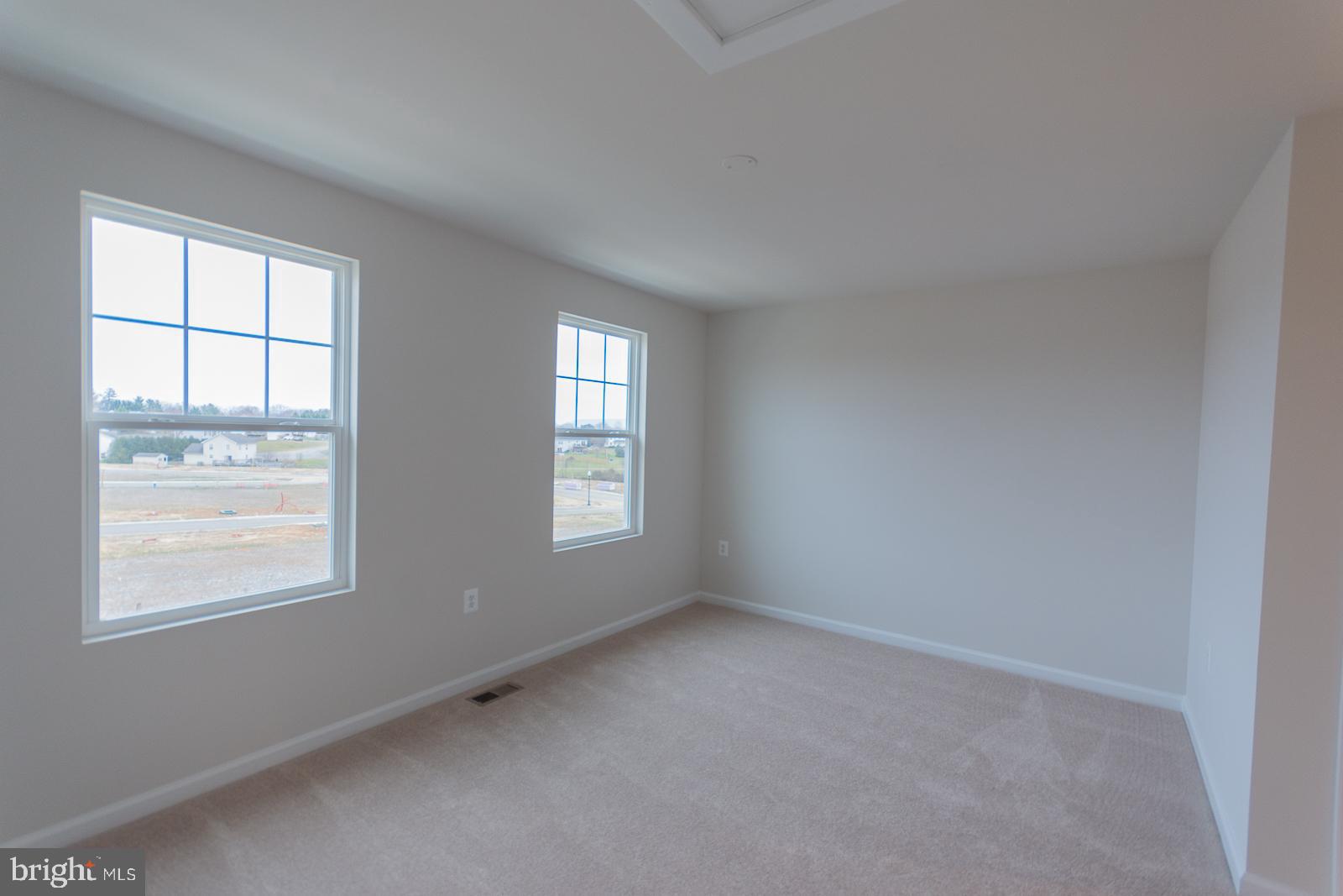 PRESIDENTS POINTE - Residential Lease