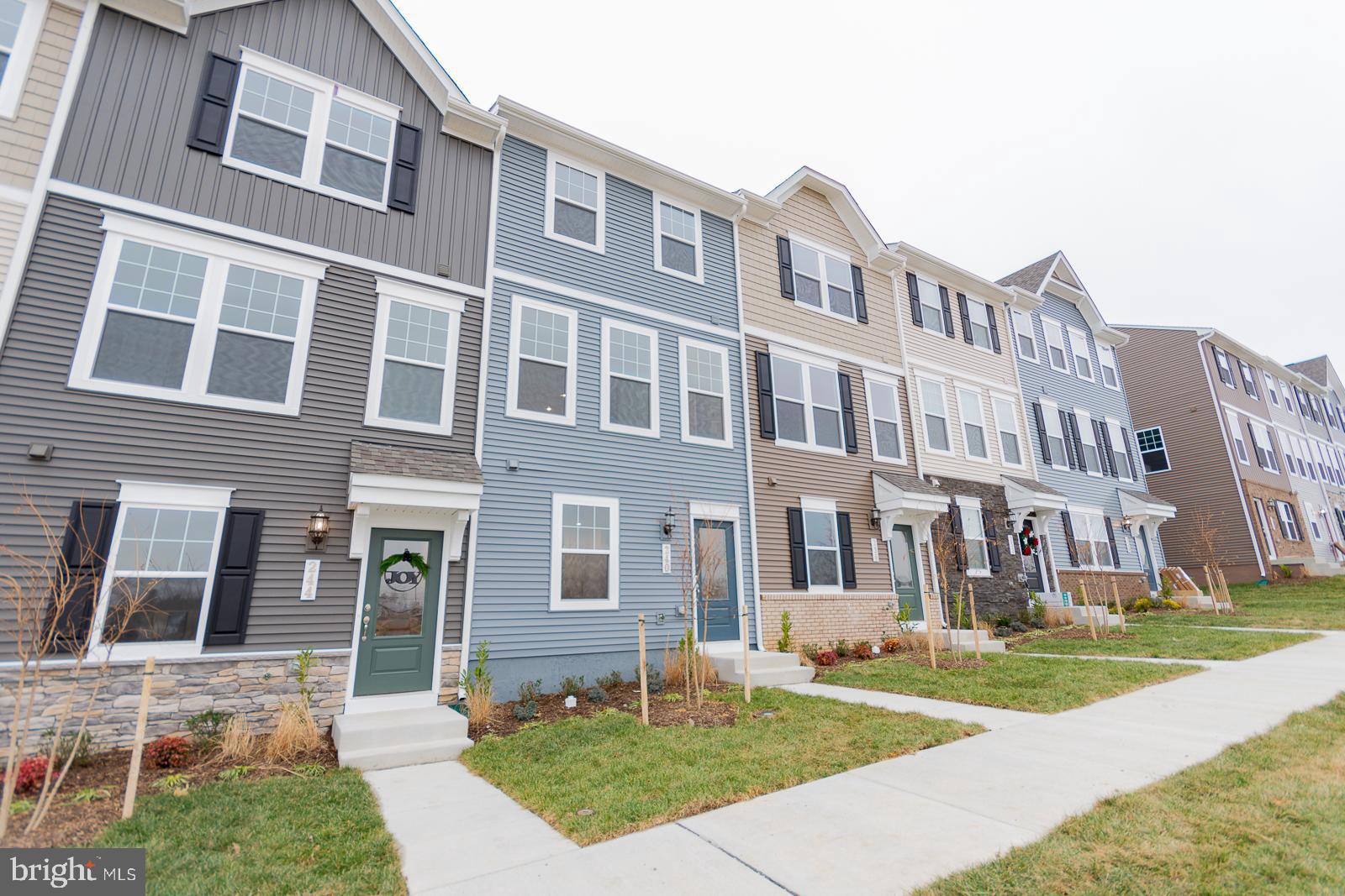 PRESIDENTS POINTE - Residential Lease