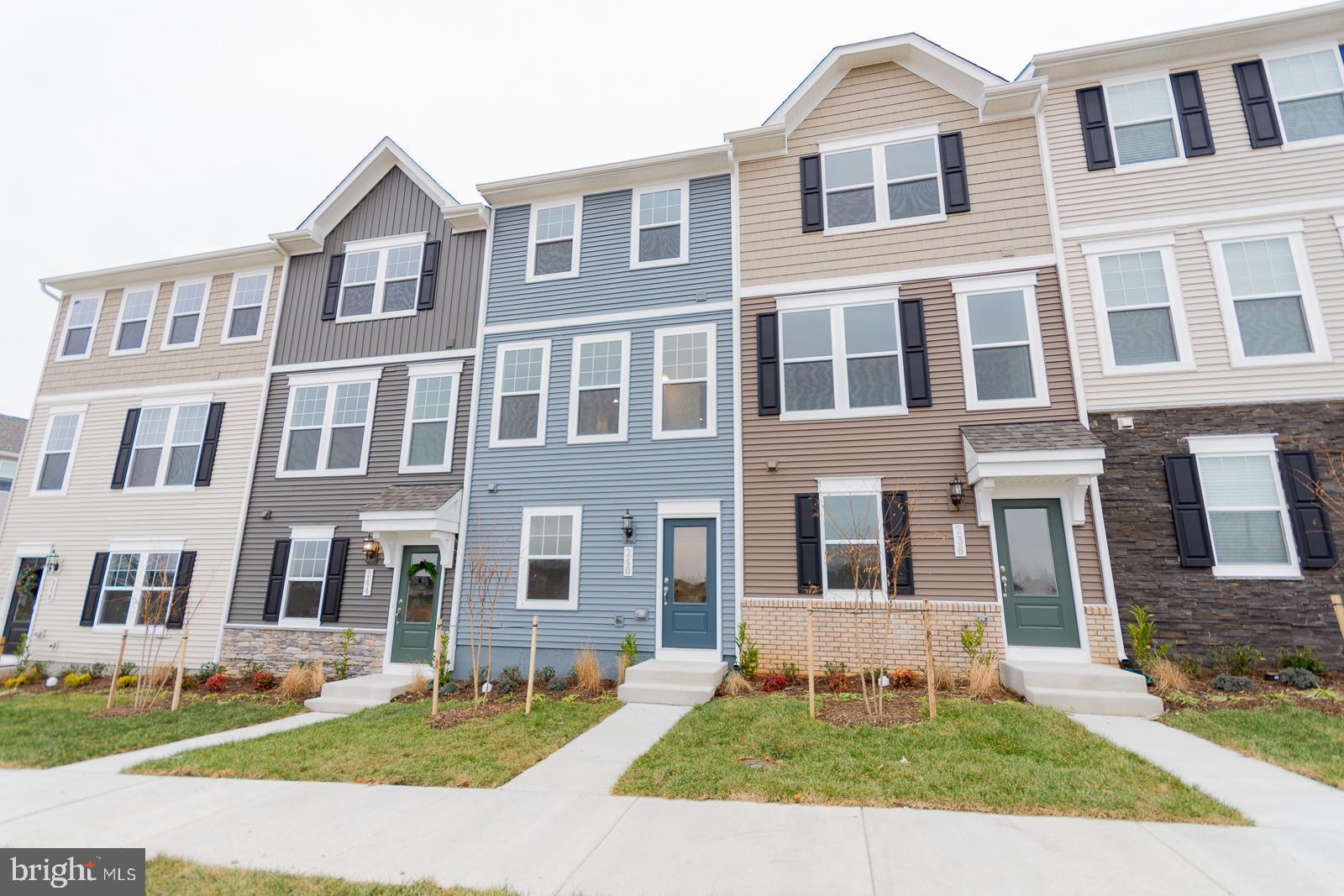 PRESIDENTS POINTE - Residential Lease