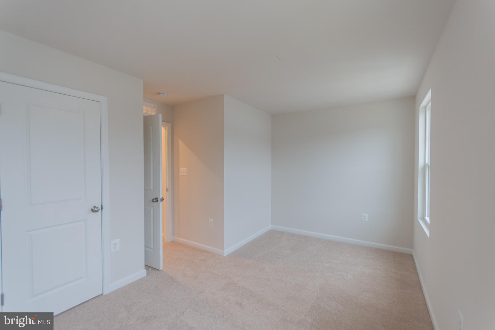 PRESIDENTS POINTE - Residential Lease