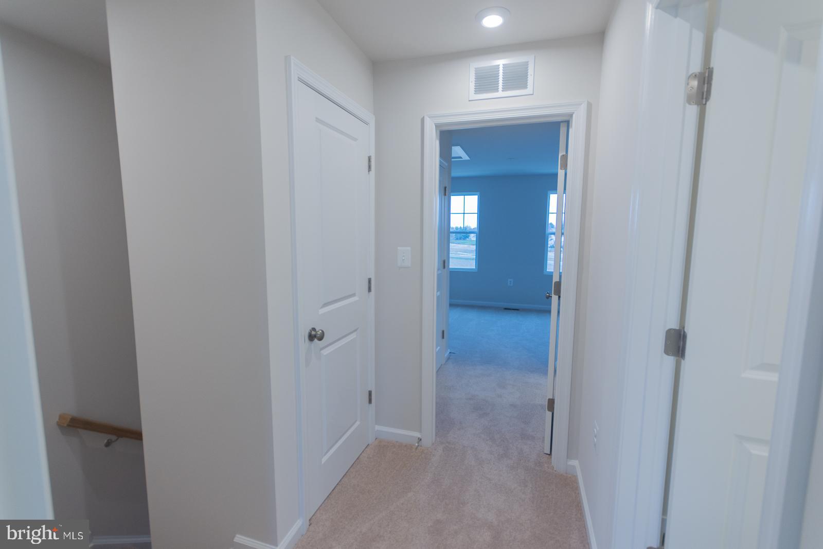 PRESIDENTS POINTE - Residential Lease