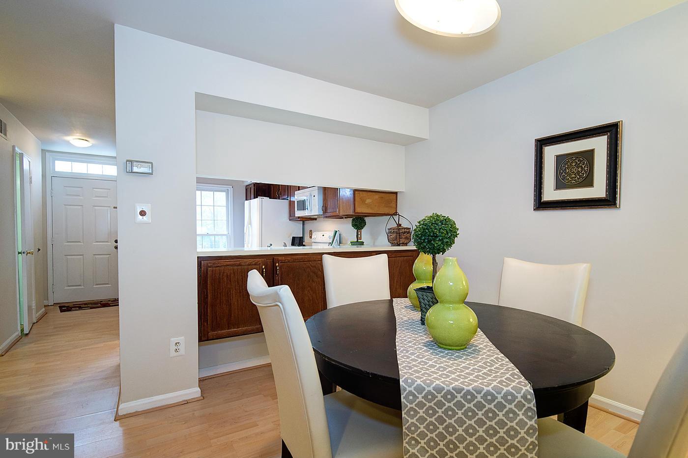 SPRINGFIELD OAKS - Residential