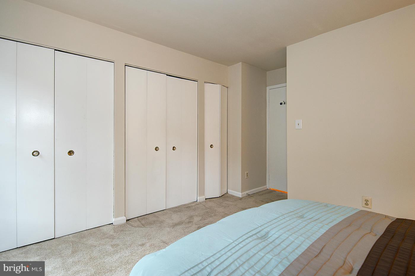 SPRINGFIELD OAKS - Residential