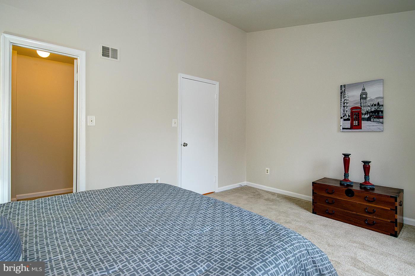 SPRINGFIELD OAKS - Residential