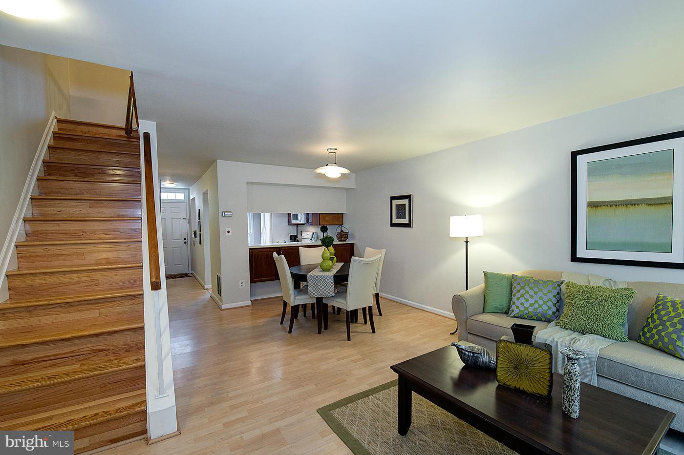 SPRINGFIELD OAKS - Residential