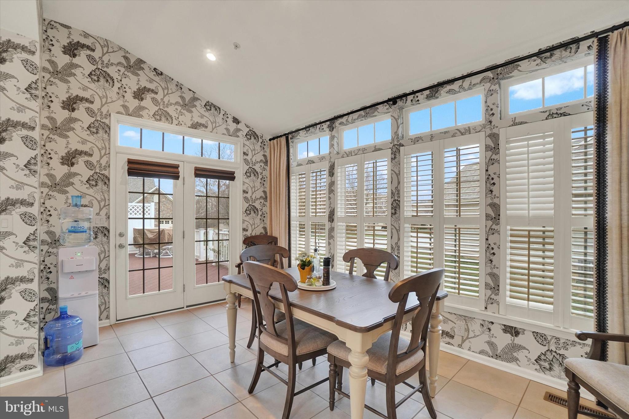 REGENTS GLEN/SYCAMORE GROVE - Residential