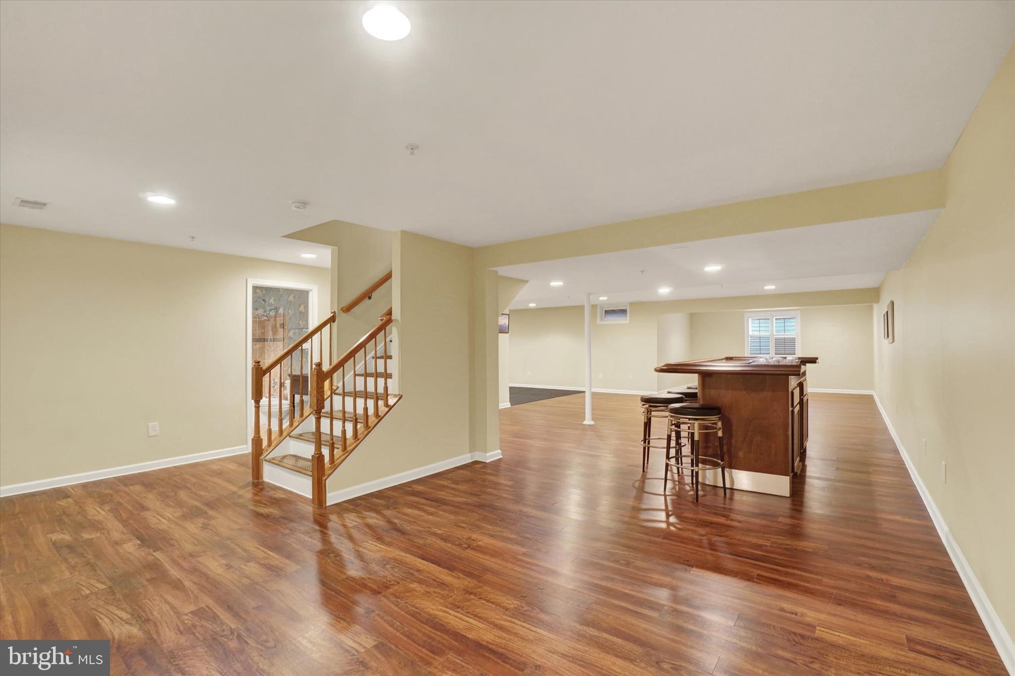 REGENTS GLEN/SYCAMORE GROVE - Residential