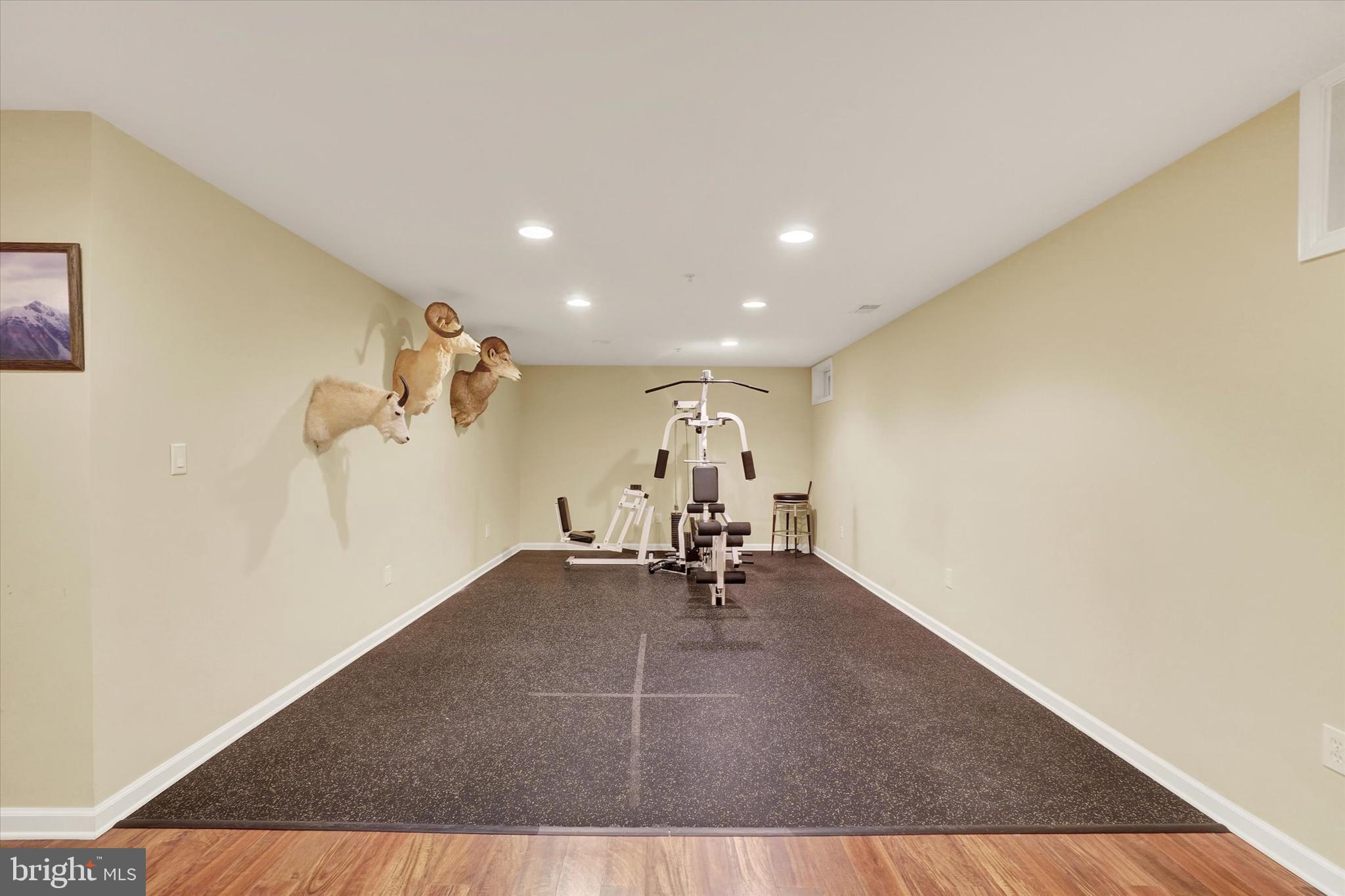 REGENTS GLEN/SYCAMORE GROVE - Residential