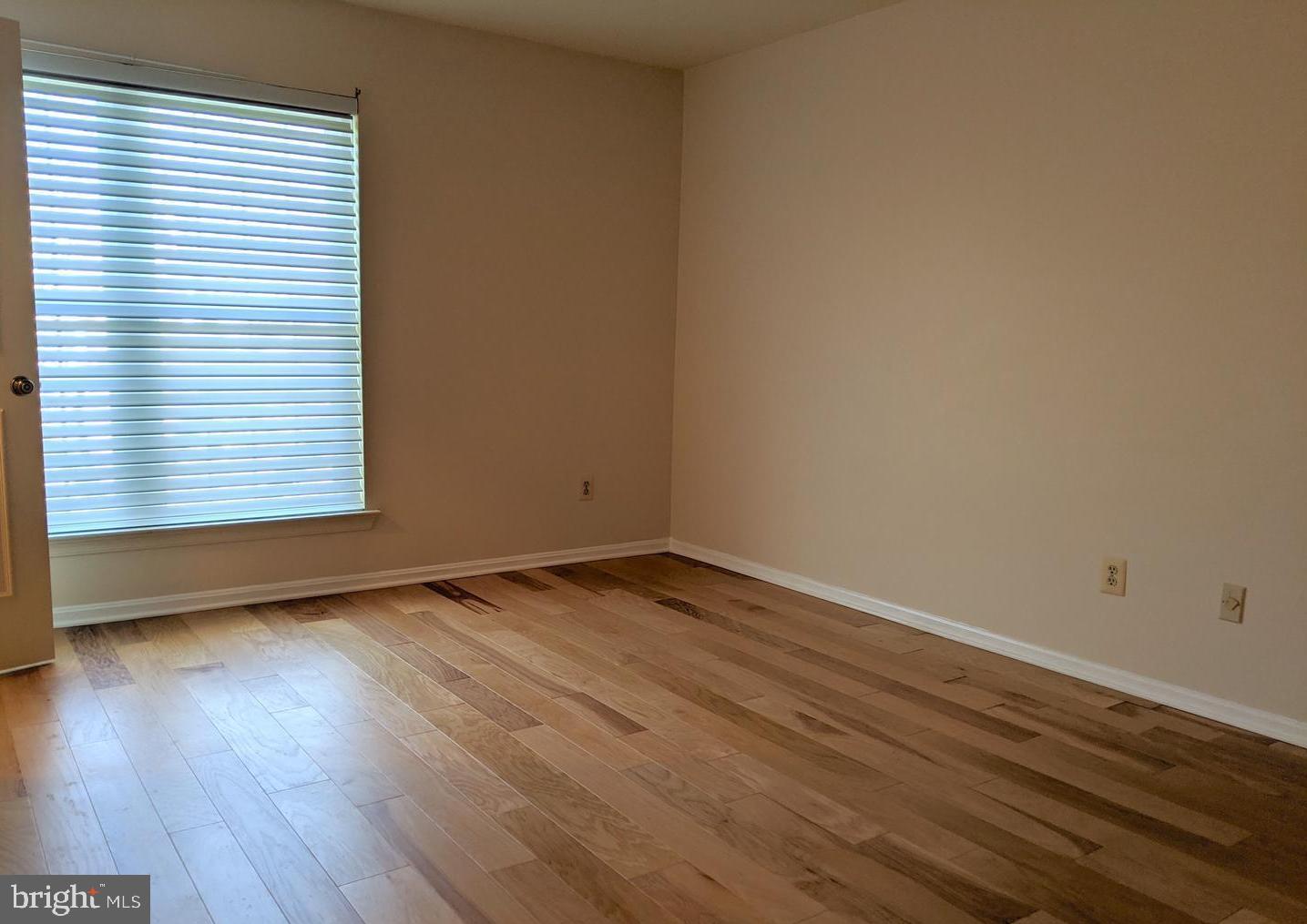 ESSEX HOUSE - Residential Lease