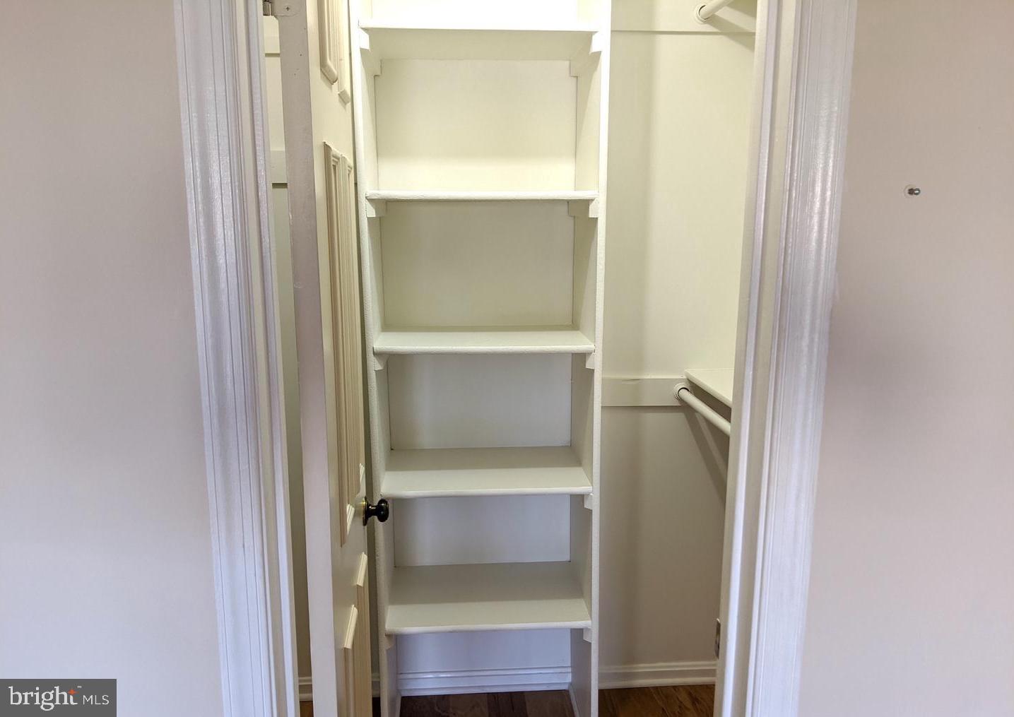 ESSEX HOUSE - Residential Lease